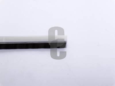 Нови предложения Уплътнител четка под врата - ПРОЗРАЧЕН